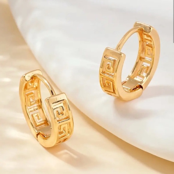 HOOP EARRINGS 14KT GOLD PLATED - Picture 2 of 3